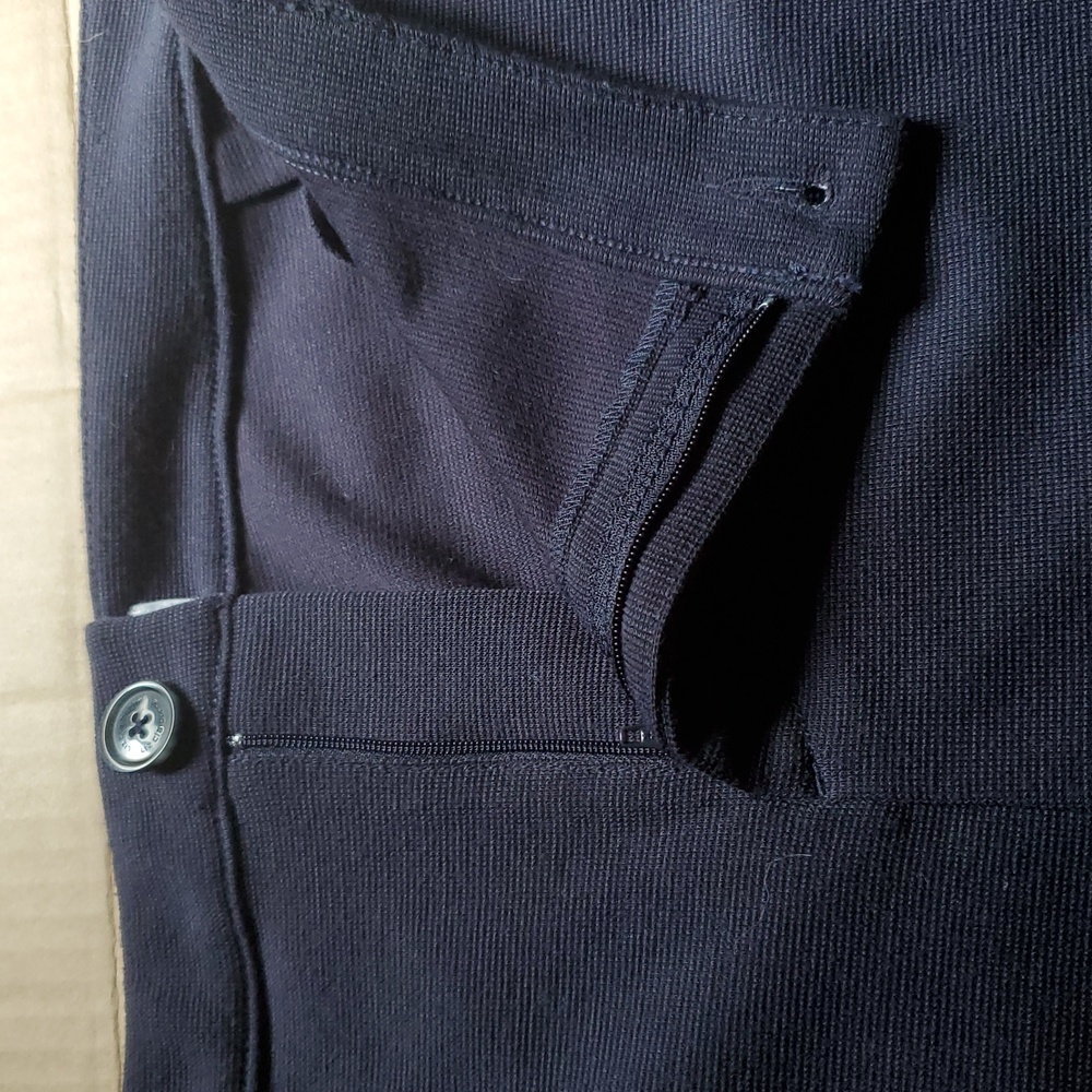 Liz Claiborne Navy Blue Shorts - Picture 10 of 13
